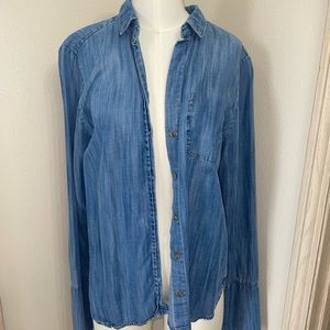 Cloth & Stone Soft & Comfy Denim Button up Top